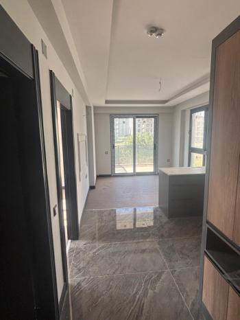 DEEP'TEN ÇEŞMELİ'DE SATILIK LÜKS 1+1 DAİRE