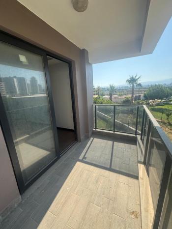 DEEP'TEN ÇEŞMELİ'DE SATILIK LÜKS 1+1 DAİRE