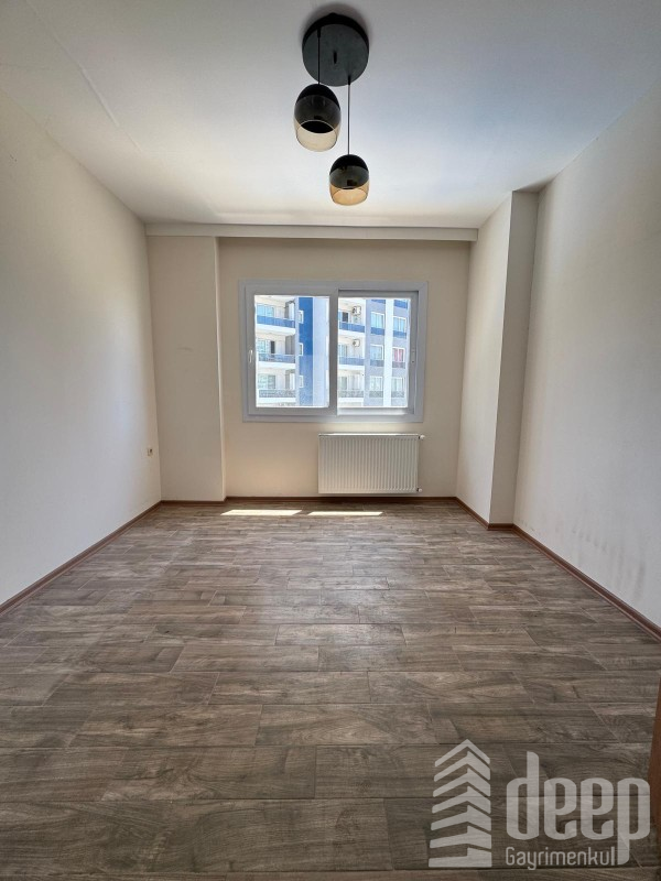 DEEP'TEN TIP FAKÜLTESİ CİVARI HAVUZLU D.GAZLI KİRALIK 2+1 DAİRE