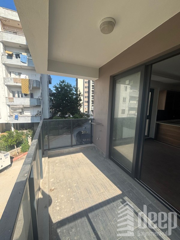 DEEP'TEN ÇEŞMELİ'DE SATILIK LÜKS 1+1 DAİRE