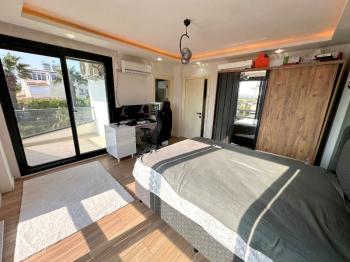 Didim'de Satılık 4+1 Ayrı Mutfaklı Villa