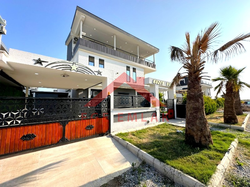 Didim'de Satılık 4+1 Ayrı Mutfaklı Villa