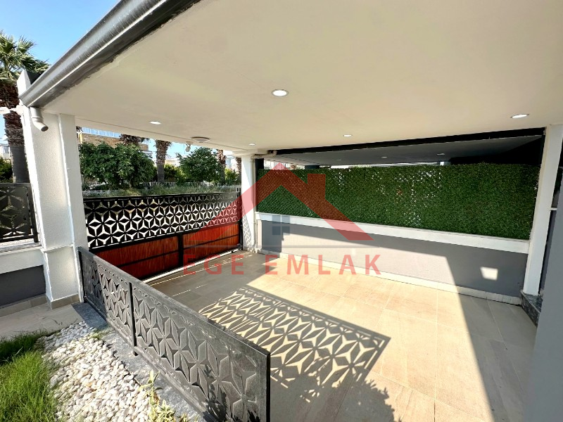 Didim'de Satılık 4+1 Ayrı Mutfaklı Villa