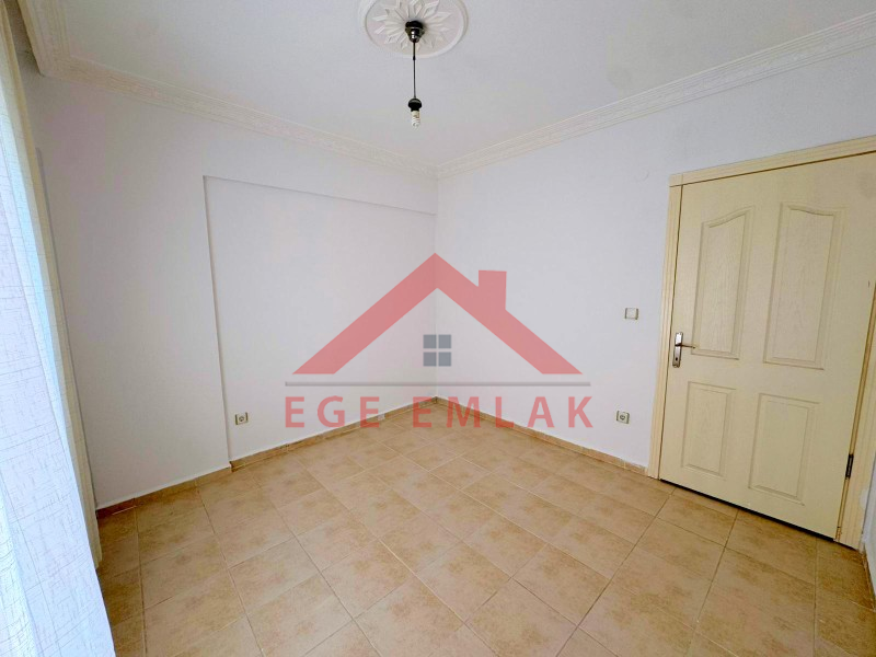 ÇAMLIK MAHALLESİNDE SATILIK YAZLIK