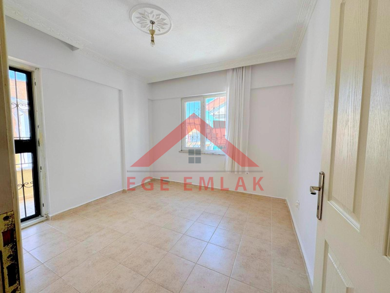 ÇAMLIK MAHALLESİNDE SATILIK YAZLIK