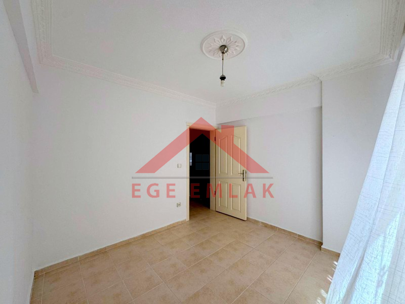 ÇAMLIK MAHALLESİNDE SATILIK YAZLIK