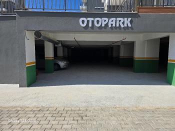 KUŞADASINDA HAVUZLU DENİZ MANZARALI KAPALI OTOPARKLI 2+1 SATILIK DAİRE