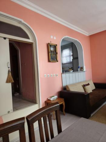 YALOVA TERMAL AKKÖY' DE DENİZ MANZARALI , HAVUZLU , 5+1 TRİPLEKS VİLLA