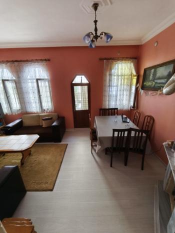 YALOVA TERMAL AKKÖY' DE DENİZ MANZARALI , HAVUZLU , 5+1 TRİPLEKS VİLLA