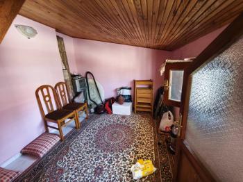 YALOVA TERMAL AKKÖY' DE DENİZ MANZARALI , HAVUZLU , 5+1 TRİPLEKS VİLLA