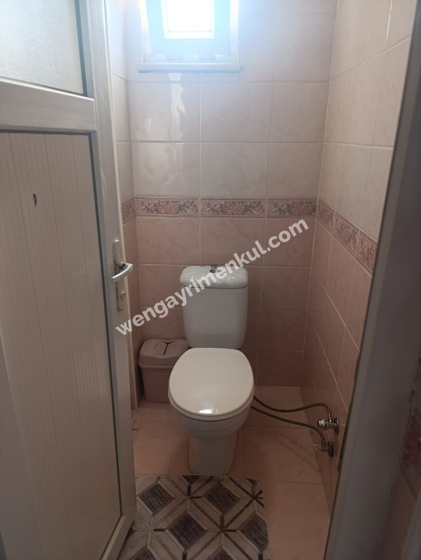Kocaeli Gebzede Satılık 3 Katlı Bina