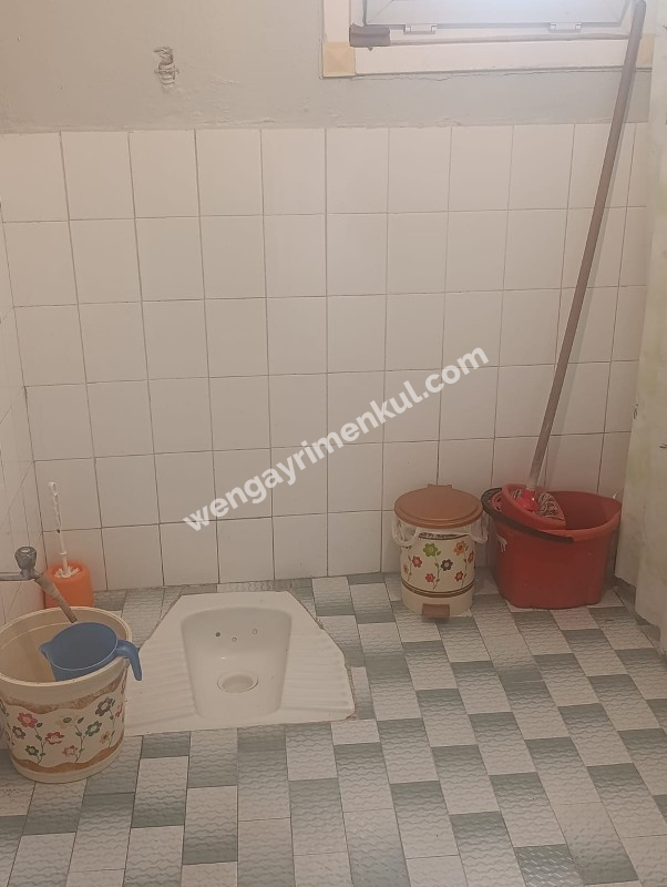 Kocaeli Gebzede Satılık 3 Katlı Bina