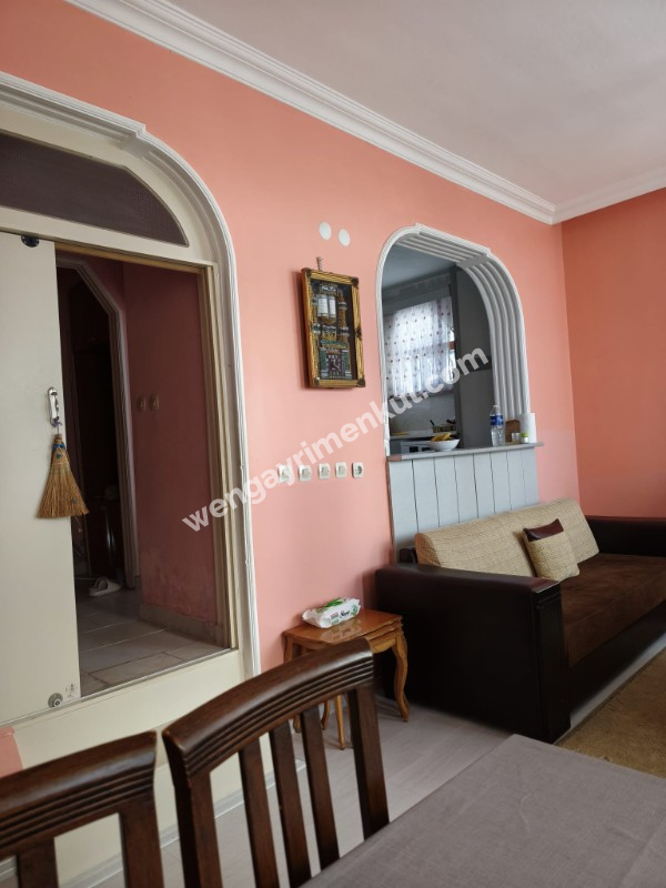 YALOVA TERMAL AKKÖY' DE DENİZ MANZARALI , HAVUZLU , 5+1 TRİPLEKS VİLLA