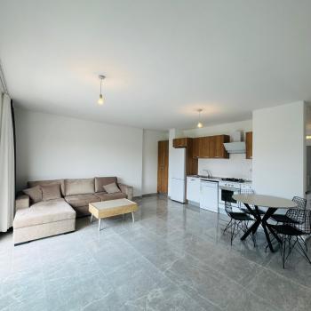 Kıbrıs Girne Alsancak Bölgesinde Satılık Eşyalı 1+1 Daire