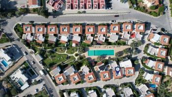 Kıbrıs Girne Doğanköy Bölgesinde Site İçerisinde Kiralık  Lüx 3+1 Müstakil Villa