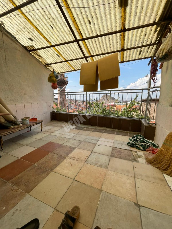 AFYON ÜÇOK EMLAKTAN FAKIPAŞA MAH SATILIK 2+1 MÜSTAKİL EV