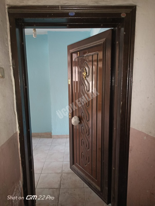 AFYON ÜÇOK EMLAKTAN FAKIPAŞA MAH SATILIK 2+1 İMARET CAMİ YANI DAİRE