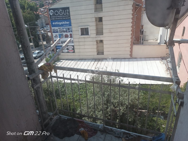 AFYON ÜÇOK EMLAKTAN FAKIPAŞA MAH SATILIK 2+1 İMARET CAMİ YANI DAİRE