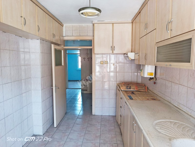 AFYON ÜÇOK EMLAKTAN FAKIPAŞA MAH SATILIK 2+1 İMARET CAMİ YANI DAİRE