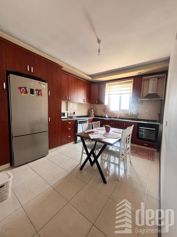 DEEP'TEN TECE'DE MERKEZİ KONUMDA GENİŞ 3+1 DAİRE