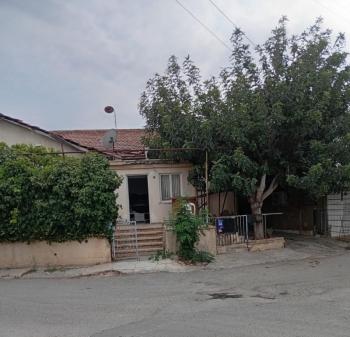 Lefkoşa Alayköy'de SATILIK 3+1 MÜSTAKİL EV