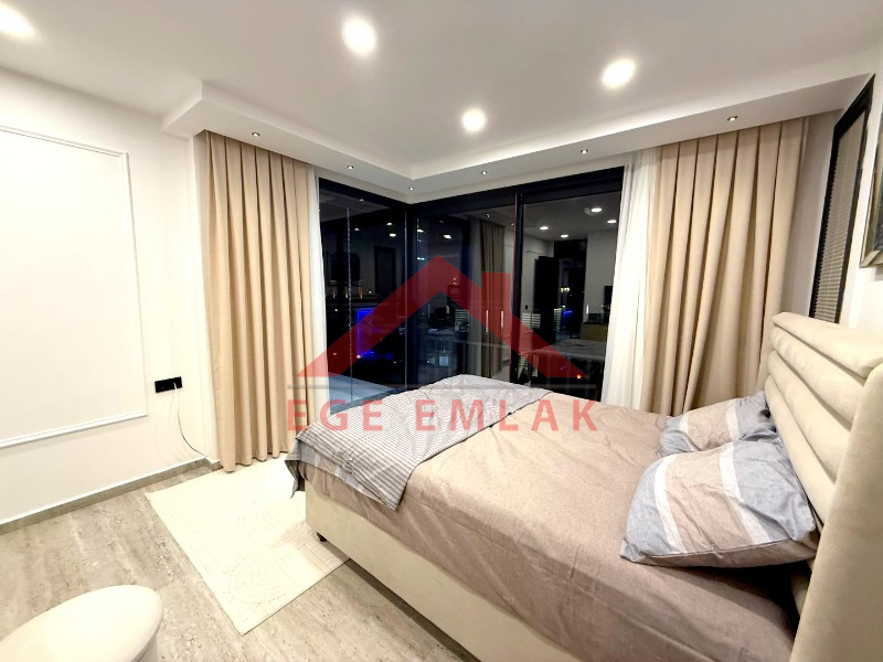 Didim Efeler Mahallesi’nde Akıllı Sistemli, Lüks Villa