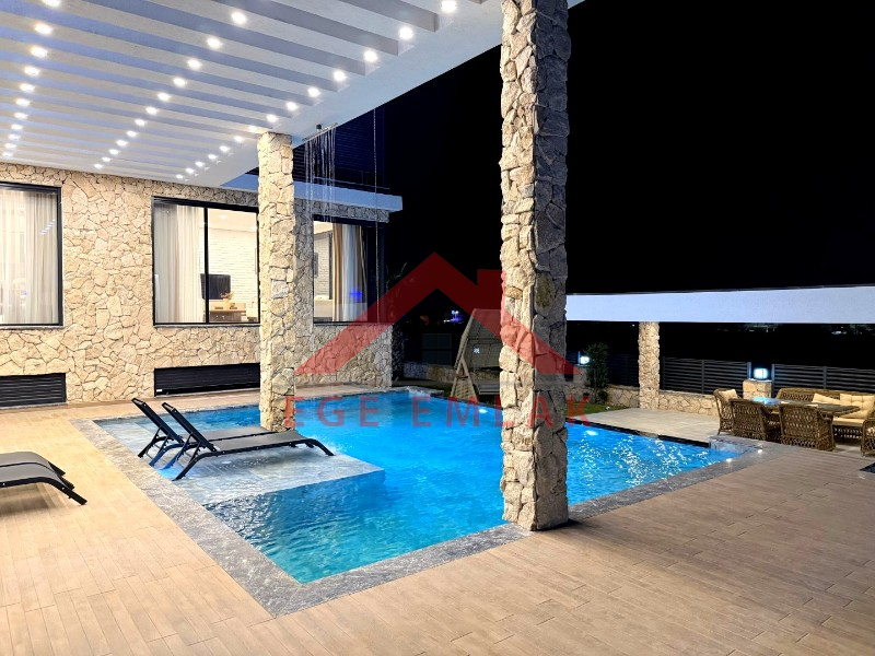 Didim Efeler Mahallesi’nde Akıllı Sistemli, Lüks Villa