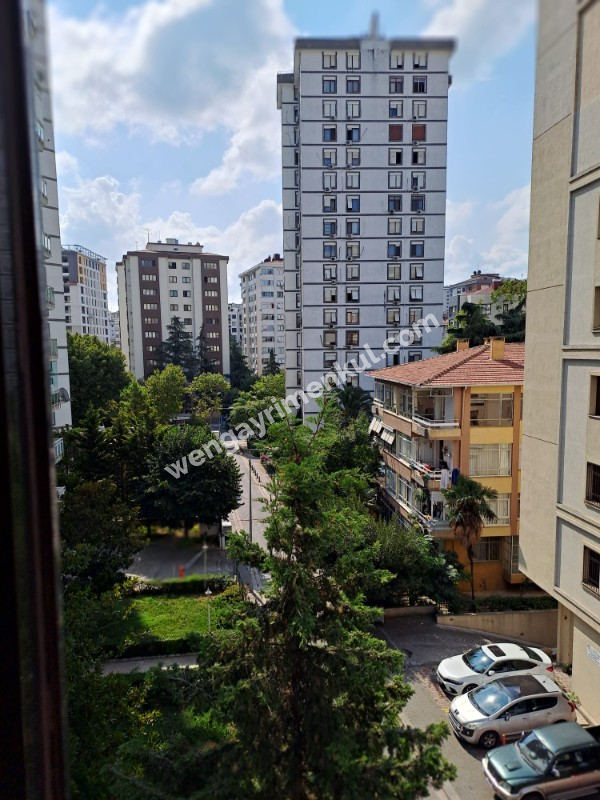 ERENKÖY ETHEMEFENDİ MERKEZ 3+1 MARMARAY ERENKÖY İSTASYONUNA  150 MT MESAFEDE