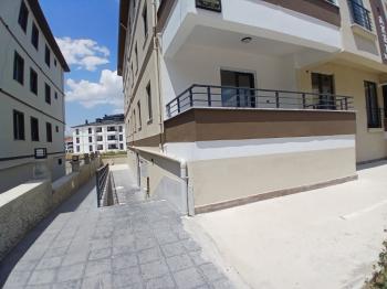 GÜVENAY - ÇORUM FEN LİSESİ CİVARI SATILIK 2+1 LÜKS DAİRE 