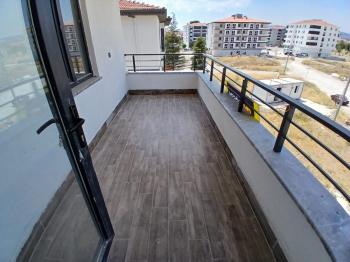 GÜVENAY - ÇORUM FEN LİSESİ CİVARI SATILIK 2+1 LÜKS DAİRE 