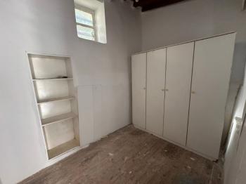 LEFKOŞA SURLARİÇİNDE AYLIK ÖDEMELİ 1+1 KİRALIK DAİRE 