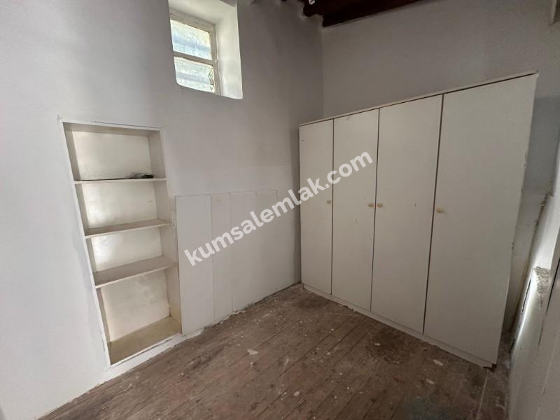 LEFKOŞA SURLARİÇİNDE AYLIK ÖDEMELİ 1+1 KİRALIK DAİRE 