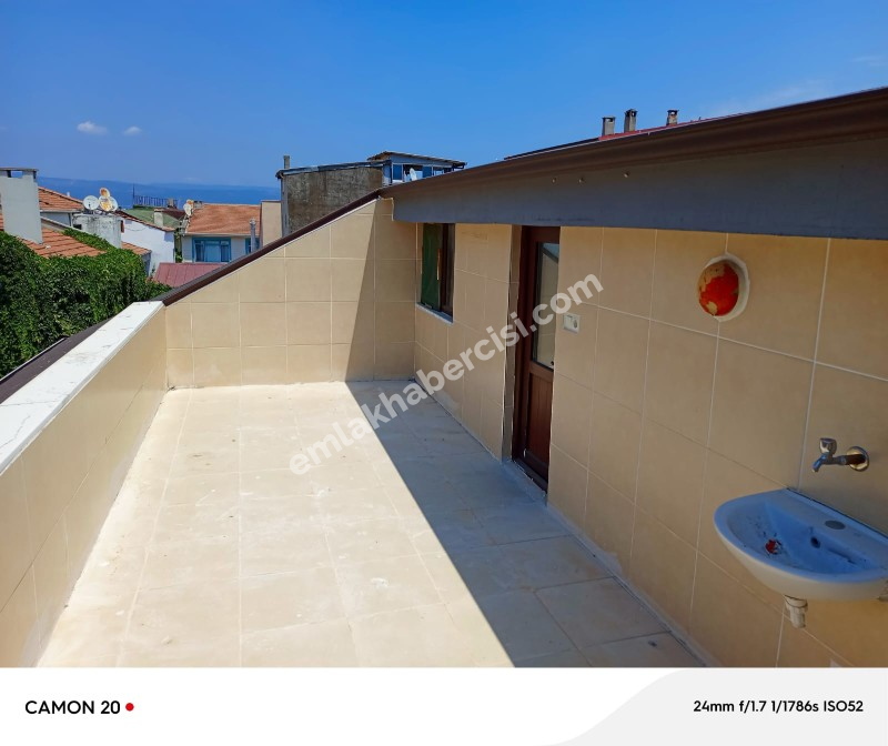 HALİTPAŞA MÜTAREKE MAHALLESİ'NDE İKİ KATLI 10 YAŞ BİNADA 2+1 DUBLEKS DAİRE