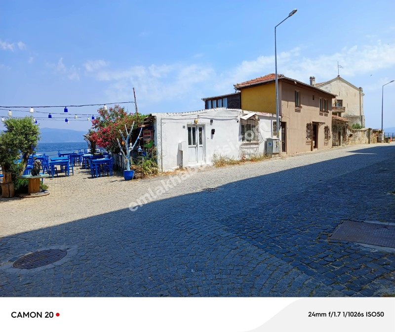 EMLAK HABERCİSİ 'NDEN MUDANYA TARİHİ GİRİT MAHALLESİ'NDE, ASANSÖRLÜ BİNADA, DENİZ GÖRÜR 2+1 ARA KAT DAİRE