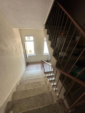 AFYON ÜÇOK EMLAKTAN CUMHURİYET MAH SATILK TEMİZ BAKIMLI DAİRE