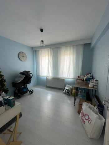 AFYON ÜÇOK EMLAKTAN CUMHURİYET MAH SATILK TEMİZ BAKIMLI DAİRE