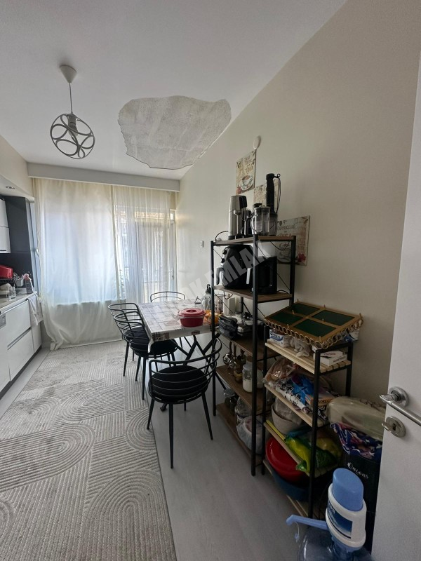 AFYON ÜÇOK EMLAKTAN CUMHURİYET MAH SATILK TEMİZ BAKIMLI DAİRE