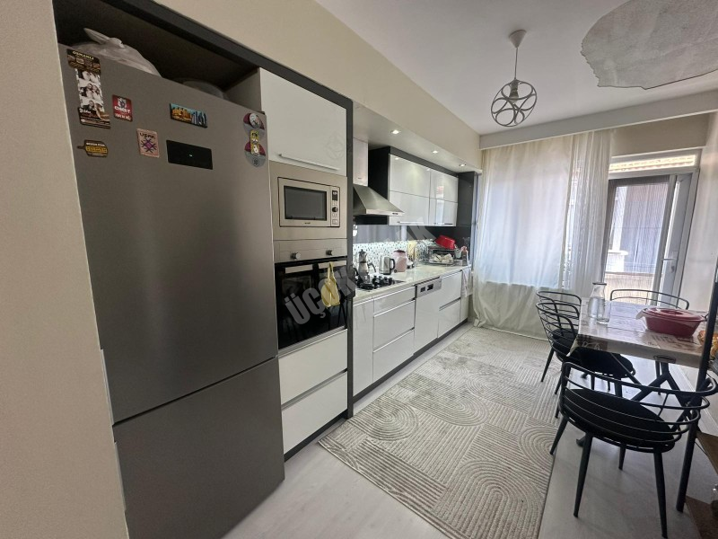 AFYON ÜÇOK EMLAKTAN CUMHURİYET MAH SATILK TEMİZ BAKIMLI DAİRE