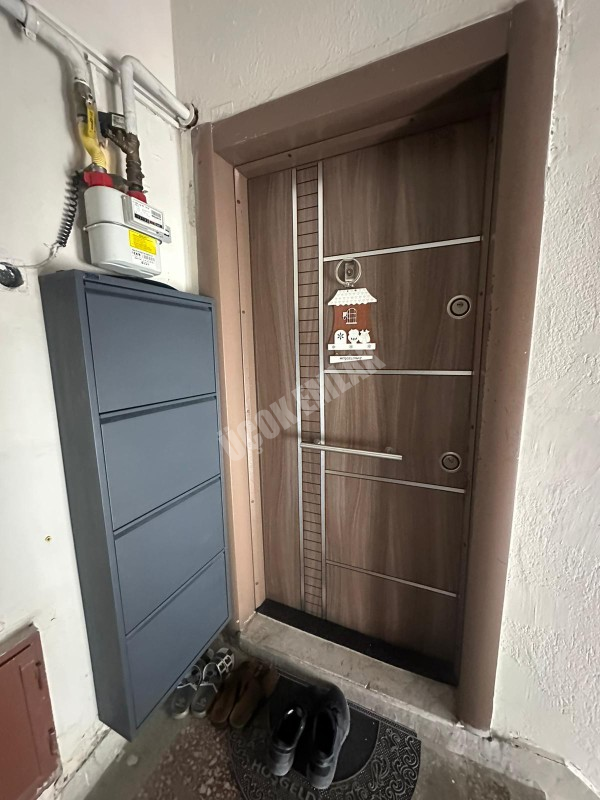 AFYON ÜÇOK EMLAKTAN CUMHURİYET MAH SATILK TEMİZ BAKIMLI DAİRE