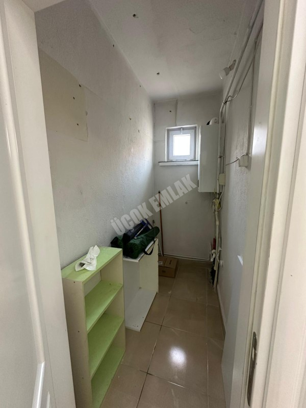 AFYON ÜÇOK EMLAKTAN CUMHURİYET MAH SATILK TEMİZ BAKIMLI DAİRE