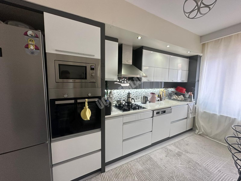 AFYON ÜÇOK EMLAKTAN CUMHURİYET MAH SATILK TEMİZ BAKIMLI DAİRE