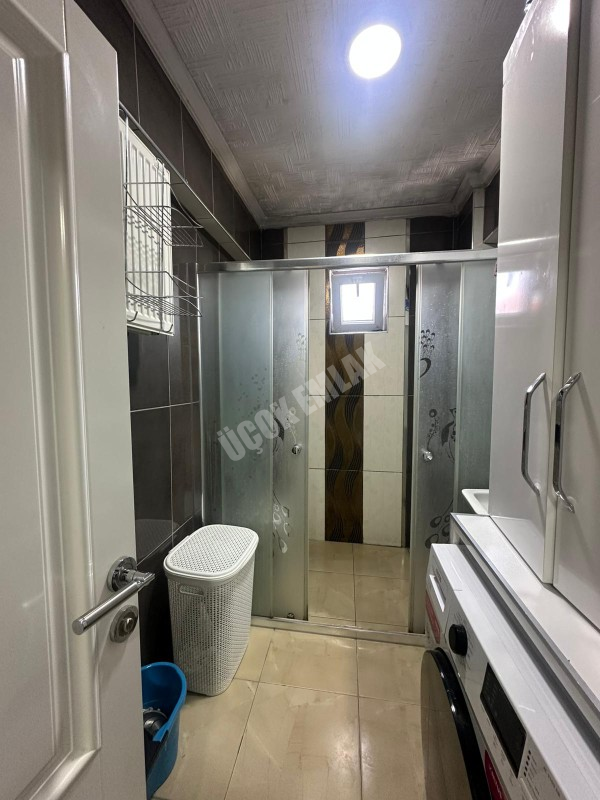 AFYON ÜÇOK EMLAKTAN CUMHURİYET MAH SATILK TEMİZ BAKIMLI DAİRE