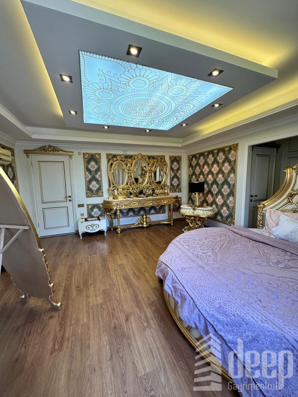 DEEP'TEN ÖZEL TASARIM ULTRA LÜX GENİŞ 4+1 SATILIK DAİRE