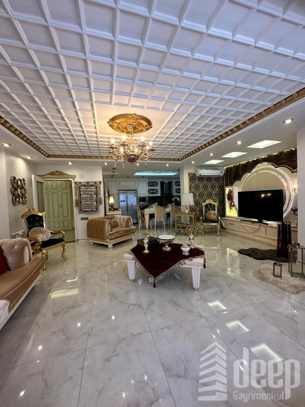 DEEP'TEN ÖZEL TASARIM ULTRA LÜX GENİŞ 4+1 SATILIK DAİRE