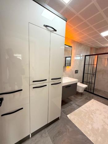 Hisar Mahallesi’nde Akıllı Sistemli, Hamamlı Lüks Villa