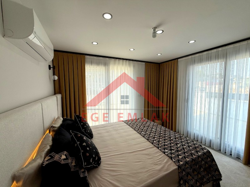 Hisar Mahallesi’nde Akıllı Sistemli, Hamamlı Lüks Villa