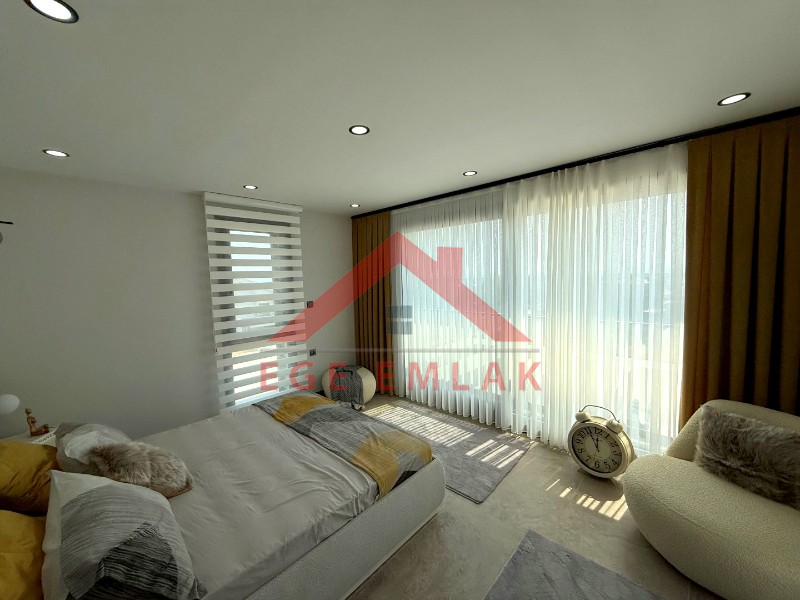 Hisar Mahallesi’nde Akıllı Sistemli, Hamamlı Lüks Villa