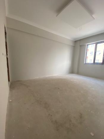 GÜVENAY - ÇORUM CUMA PAZARI KARŞISI ANA CADDE ÜZERİ LÜKS 4+1 DAİRELER