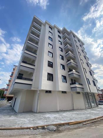 GÜVENAY - ÇORUM CUMA PAZARI KARŞISI ANA CADDE ÜZERİ LÜKS 4+1 DAİRELER
