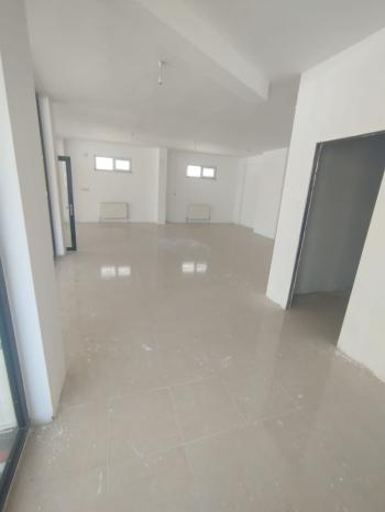 GÜVENAY - ÇORUM Yavruturna Bahabey Caddesi Arkası'nda Köşe Başı 275 m² Satılık Dükkan!